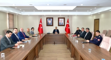 Ardahan Valiliği'nden Otel Denetimi Toplantısı