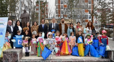 Ardahan'da Öğrenciler Sıfır Atık Temalı Projelerini Sergiledi