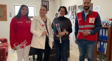Ardahan Üniversitesi Kadın Personelini Unutmadı