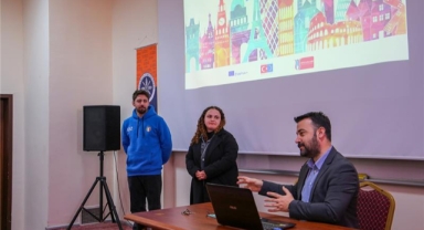 ARÜ'de Erasmus Bilgilendirme Toplantıları Düzenlendi