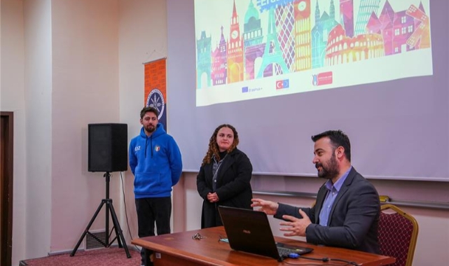 ARÜ'de Erasmus Bilgilendirme Toplantıları Düzenlendi