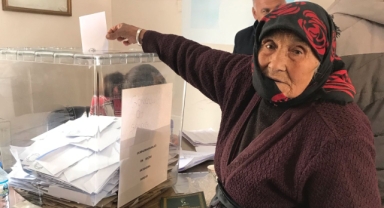 Damal'da Ön Seçime Yoğun İlgi: İmamoğlu'na Destek Sloganları Atıldı