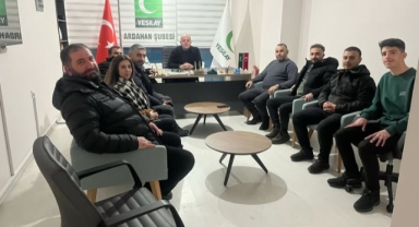 Kent Konseyi, Yeşilay Ardahan Şubesini Ziyaret Etti