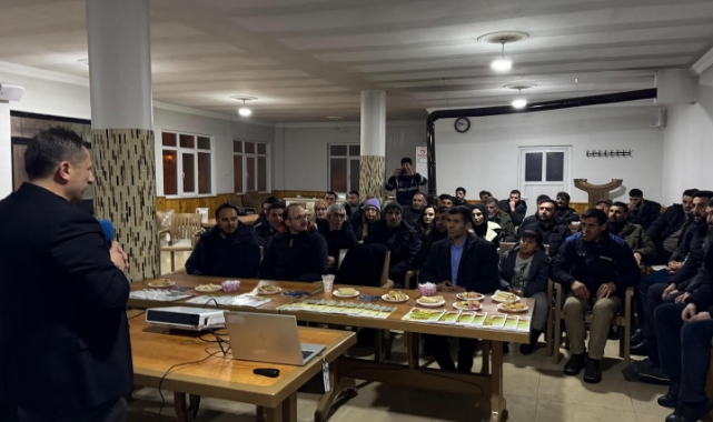 Üreticilere Buzağı Bakımı Anlatıldı