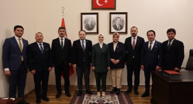 AK Parti Ardahan Heyetinden Aile ve Sosyal Hizmetler Bakanı’na Ziyaret