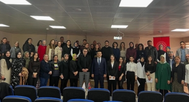 Ardahan'da “Çocukların Gelişimi ve Eğitimi” Konulu Söyleşi Düzenlendi