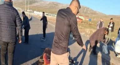 Ardahan’da Şok Kaza! Atlı Gence Araç Çarptı