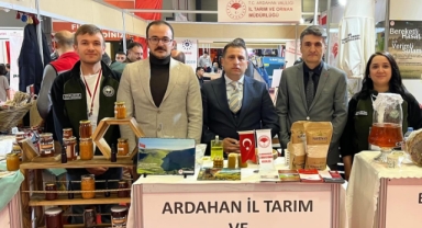 Ardahan, Van EXPO Tarım ve Hayvancılık Fuarı’nda Tanıtıldı