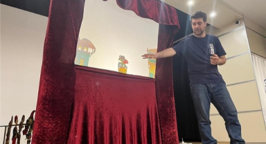 ARÜ Akademisyeni Çekya’da Türk Gösteri Sanatlarını Tanıttı