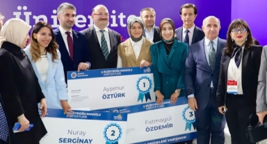 Rektör Prof. Dr. Emiroğlu, KUDAKAF’25’te Öğrencileri Yalnız Bırakmadı