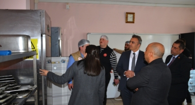 Vali Çiçek’ten Okul Yemekhanelerine Denetim