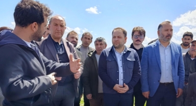 AK Parti Heyeti Hanak'taki Yatırımları Yerinde İnceledi