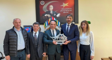 AK Parti Merkez İlçe Teşkilatından Ardahan Üniversitesi’ne Ziyaret