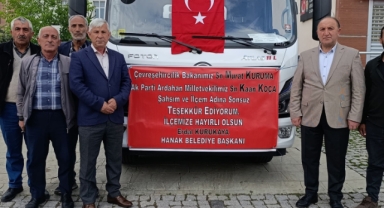 HANAK BELEDİYESİ’NE YENİ ÇÖP KAMYONU KAZANDIRILDI