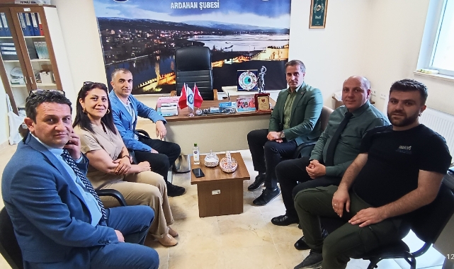 İl Sağlık Müdürü Dr. Askeroğlu, Sağlık-Sen’i ziyaret etti