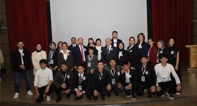 Korgeneral Alpaslan Erdoğan, Ardahan Üniversitesi’nde Savunma Sanayisini Anlattı