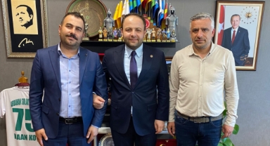 Milletvekili Kaan Koç, TBMM’de Misafirlerini Ağırladı