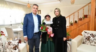 Vali Çiçek’ten Anlamlı Anneler Günü Ziyaretleri