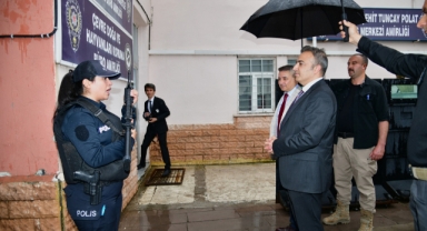 Vali Çiçek’ten Şehit Tuncay Polat Polis Merkezine Ziyaret