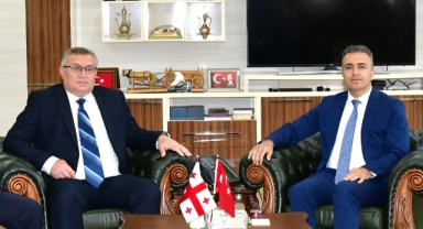 Gürcistan Samtskhe-Cavakheti Bölge Valisi Gelashvili Ardahan’da