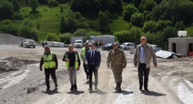 Kaymakam Kestioğlu, Ilgar Tüneli Şantiyesinde İncelemelerde Bulundu