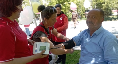 Kızılay 157'nci Kuruluş Yıl Dönümünde Halkla Buluştu