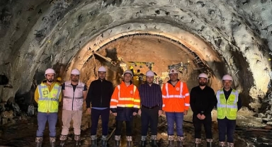 Vekil Koç, Posof Ilgar Dağı Tüneli’ndeki İlerlemeyi Yerinde İnceledi