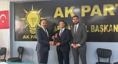 AK Parti'den Seçim Stratejisi Toplantısı