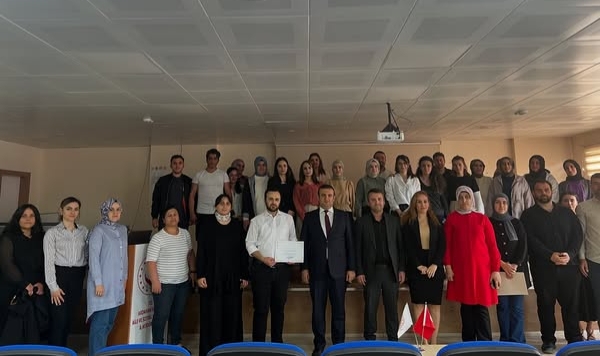 Ardahan’da “Aile ve Hukuk” Konulu Söyleşi Gerçekleştirildi