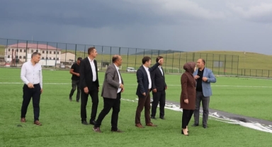 Hanak’ta Sentetik Futbol Sahası İncelemeleri Sürüyor