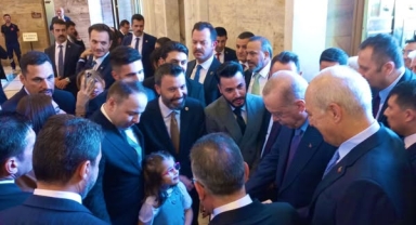 Milletvekili Kaan Koç, Cumhurbaşkanı Erdoğan’ı Çocuklarıyla Birlikte Karşıladı