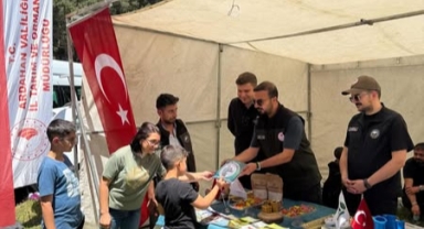 Tarım ve Orman Müdürlüğü Hanaklı Aşık Mazlumi Festivali'nde Tanıtım Yaptı