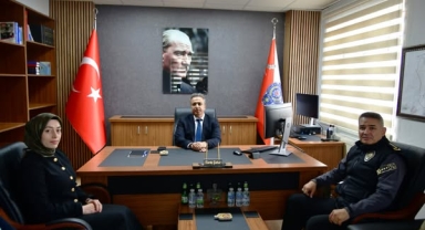 Vali Çiçek’ten Hanak İlçe Emniyet Amirliğine Ziyaret