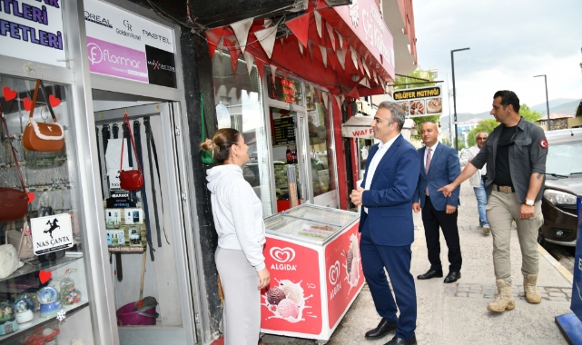 Vali Hayrettin Çiçek'ten Esnaf ve Vatandaş Ziyareti