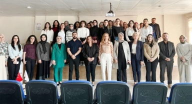 Ardahan’da “Akran Zorbalığı ve Siber Zorbalık” Söyleşisi Düzenlendi