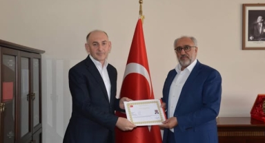 Ardahan’da Din Görevlilerine Üstün Başarı Belgesi