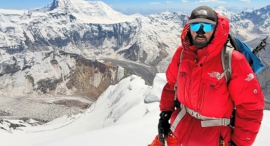 Doğu Yılmaz, 7 Bin 105 Metrelik Pamir Dağları’nda Zirveye Ulaştı