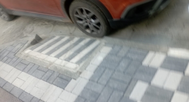 Duyarsız Sürücü Engelli Rampasını Kapattı