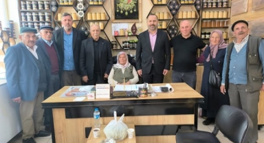 AK Parti Ardahan İl Başkanı Hakan Aydın Esnaf Ziyaretlerinde Bulundu
