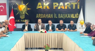 AK Parti Ardahan Teşkilatından Geniş Katılımlı İstişare Toplantısı