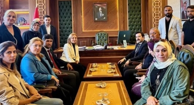 AK Parti Heyeti Göle Kaymakamını Ziyaret Etti