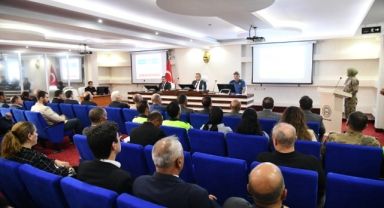 Ardahan'da Okul Güvenliği Tedbirleri Toplantısı Yapıldı