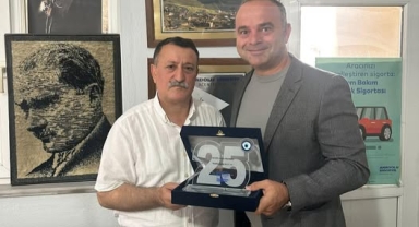 Ardahan TSO Başkan Yardımcısı Metin Lale’ye 25. Yıl Hizmet Plaketi
