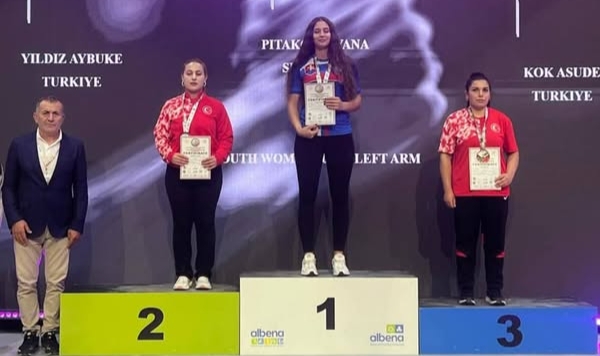 Aybüke Yıldız’dan Dünya Sahnesinde Çifte Madalya Gururu!