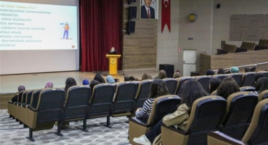 ARÜ’DE FARKINDALIK SEMİNERİ DÜZENLENDİ