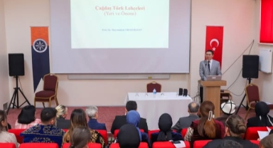 ARÜ'de Rehberlik ve Uyum Programı Açılış Dersi Düzenlendi