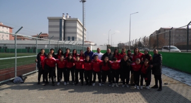 Genç Kızlar Sahaya! Kura Kadın Futbol Takımı Seçmeleri Başlıyor