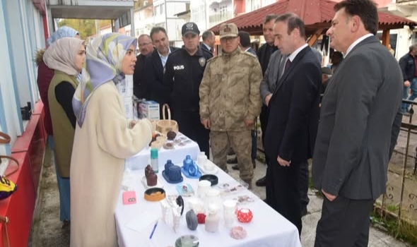 Posof’ta Gazze Yararına Kermes Düzenlendi