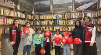 SED Hizmetinden Yararlanan Çocuklara Kitap Etkinliği