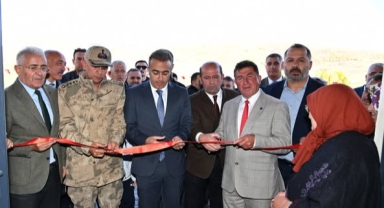 Vali Çiçek, Çataldere Köy Konağı'nın Açılışını Yaptı